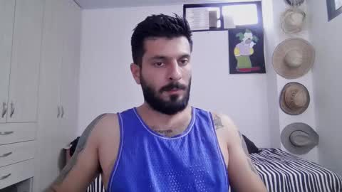 Snapshot of masterofinfatuation chatting on March 1, 3:49 pm online show from March 1, 3:49 pm