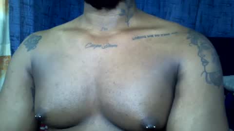 Snapshot of mastershow69 chatting on February 2, 2:24 pm camilo online show from February 2, 2:24 pm