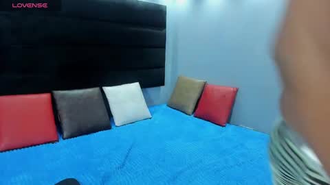 mastiv_1 online show from December 2, 3:15 am