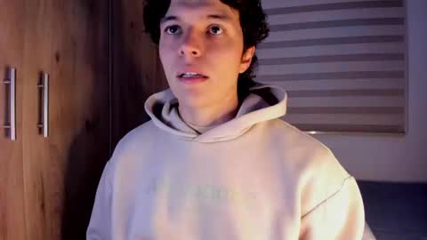 mastrangelo_x online show from May 2, 3:55 am