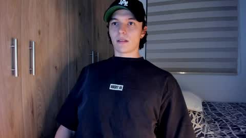 mastrangelo_x online show from May 8, 3:56 am