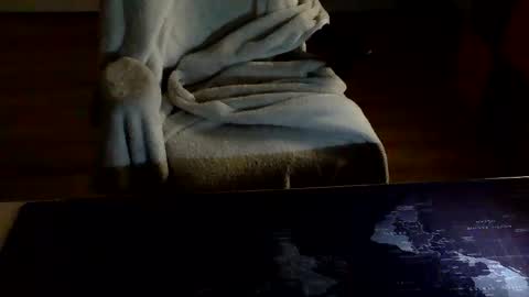 Snapshot of masturbatemindbreaker chatting on March 6, 10:15 pm MasturbateMindbreaker online show from March 6, 10:15 pm