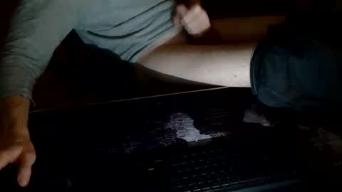 Snapshot of masturbatemindbreaker chatting on January 6, 10:45 pm MasturbateMindbreaker online show from January 6, 10:45 pm