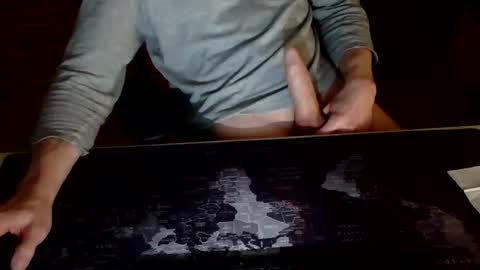 Snapshot of masturbatemindbreaker chatting on January 7, 10:56 pm MasturbateMindbreaker online show from January 7, 10:56 pm