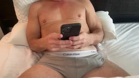 Snapshot of mat0891 chatting on December 15, 4:11 pm mat0891 online show from December 15, 4:11 pm