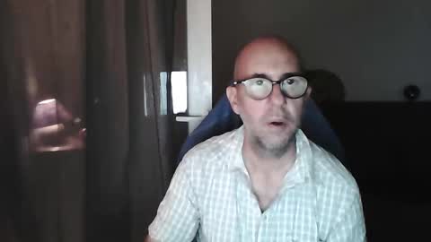 Snapshot of mat11efou chatting on September 30, 7:19 pm mat11efou online show from September 30, 7:19 pm