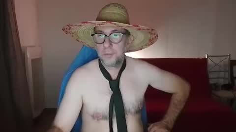 Snapshot of mat11efou chatting on October 27, 6:45 pm mat11efou online show from October 27, 6:45 pm