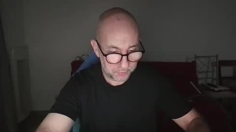 Snapshot of mat11efou chatting on November 4, 7:13 pm mat11efou online show from November 4, 7:13 pm