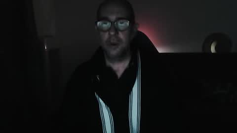 Snapshot of mat11efou chatting on November 23, 3:50 am mat11efou online show from November 23, 3:50 am