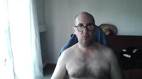 Snapshot of mat11efou chatting on December 19, 8:43 am mat11efou online show from December 19, 8:43 am