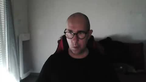 Snapshot of mat11efou chatting on January 9, 11:35 am mat11efou online show from January 9, 11:35 am