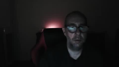 Snapshot of mat11efou chatting on January 17, 1:32 am mat11efou online show from January 17, 1:32 am