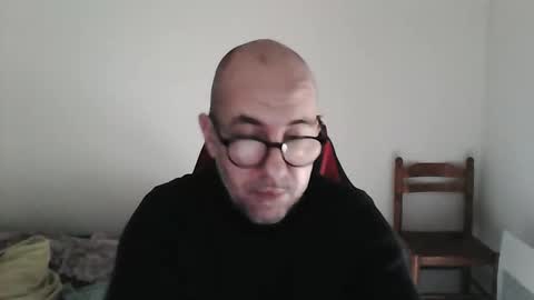 Snapshot of mat11efou chatting on March 8, 10:08 am mat11efou online show from March 8, 10:08 am