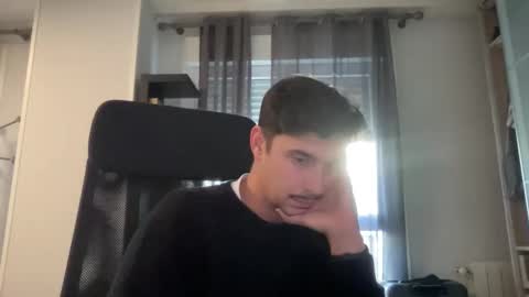 Aaron online show from November 21, 3:54 pm