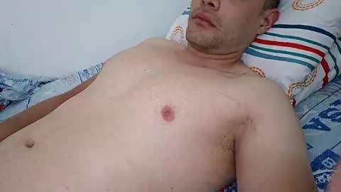 Snapshot of mateo2803 chatting on April 2, 9:34 pm mateo2803 online show from April 2, 9:34 pm