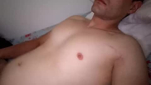 Snapshot of mateo2803 chatting on May 20, 5:24 am mateo2803 online show from May 20, 5:24 am