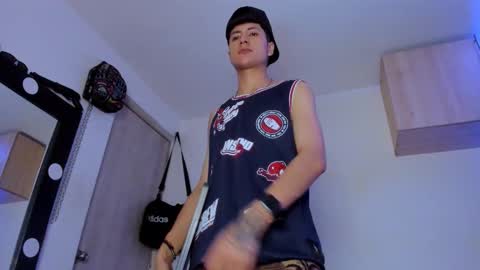 mateo_escobar online show from September 10, 5:24 pm