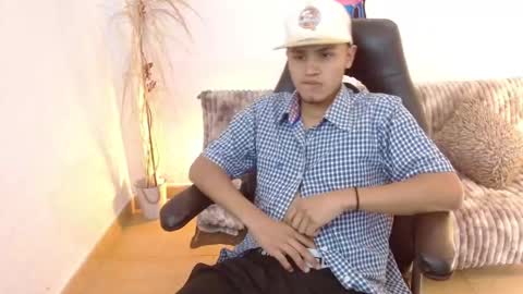 Mateo online show from February 1, 3:38 am