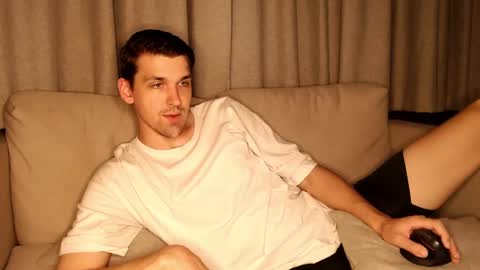 mateo_zeus online show from December 1, 5:35 pm