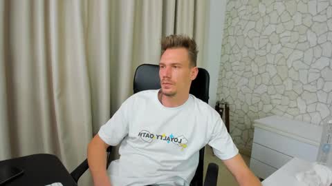 MateoBenjamin online show from January 9, 12:25 am