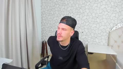 MateoBenjamin online show from January 22, 7:34 pm