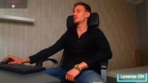 MateoBenjamin online show from November 12, 7:31 am