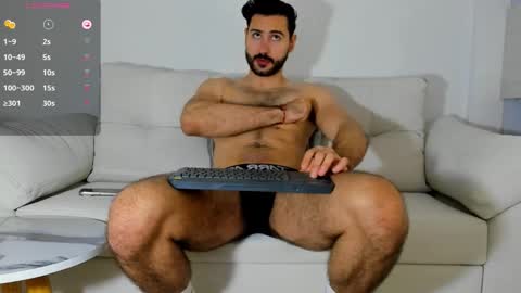 mateoking_ online show from February 22, 8:51 pm