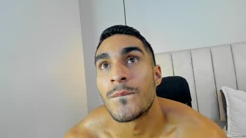 Mateo Zar online show from April 21, 2:51 am