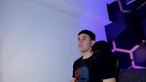 Mateo online show from February 4, 12:00 pm