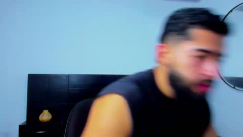 Mathew Flintt  online show from October 24, 5:04 am