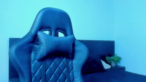 Mathew Flintt  online show from January 10, 2:24 am