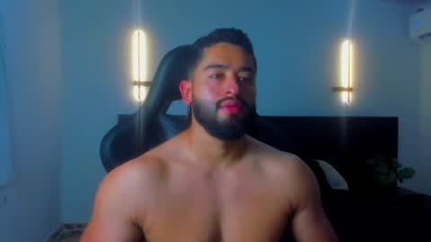 Snapshot of mathew_flintt chatting on July 21, 10:01 pm Mathew Flintt online show from July 21, 10:01 pm