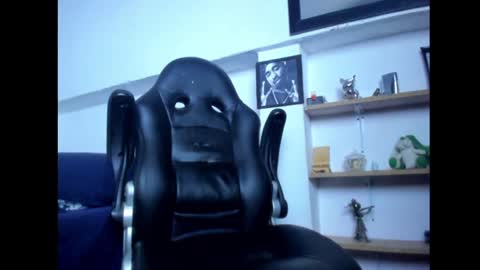 Snapshot of mathews_19 chatting on February 1, 1:30 pm Teo online show from February 1, 1:30 pm