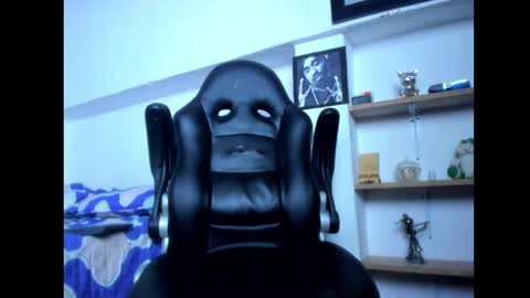 Snapshot of mathews_19 chatting on February 10, 9:04 pm Teo online show from February 10, 9:04 pm