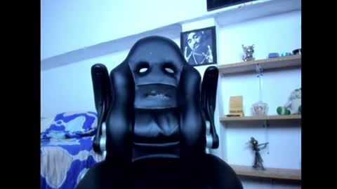 Snapshot of mathews_19 chatting on March 4, 1:59 pm Teo online show from March 4, 1:59 pm