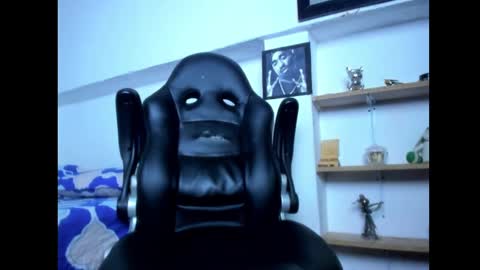 Snapshot of mathews_19 chatting on March 10, 2:05 pm Teo online show from March 10, 2:05 pm