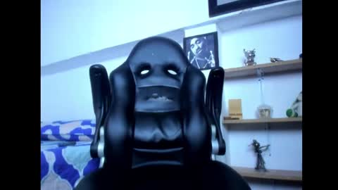 Snapshot of mathews_19 chatting on March 11, 3:34 pm Teo online show from March 11, 3:34 pm