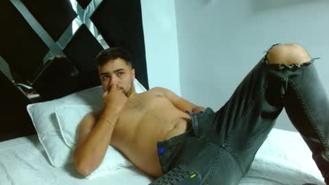 Snapshot of mathews_colton1 chatting on October 11, 12:58 pm Mathews online show from October 11, 12:58 pm