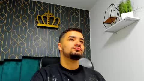 Mathews online show from December 16, 11:48 am