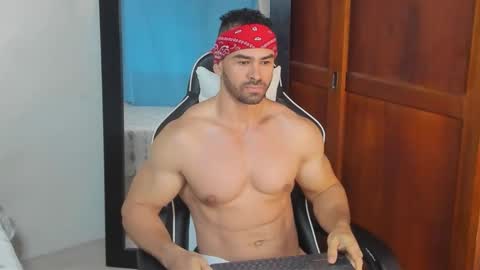 mathews_smith online show from November 28, 11:24 am