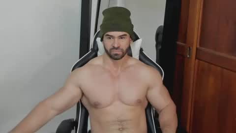 Snapshot of mathews_smith chatting on June 23, 12:03 pm mathews_smith online show from June 23, 12:03 pm