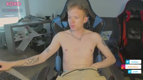 Alejandro Alex online show from February 9, 10:00 pm