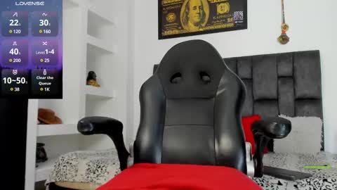 Snapshot of matt_rodriguez92 chatting on February 10, 11:04 am matt rodriguez92 online show from February 10, 11:04 am