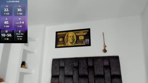 Snapshot of matt_rodriguez92 chatting on February 19, 1:06 pm matt rodriguez92 online show from February 19, 1:06 pm