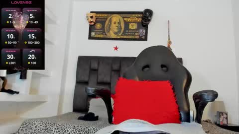 Snapshot of matt_rodriguez92 chatting on October 19, 9:15 pm matt rodriguez92 online show from October 19, 9:15 pm