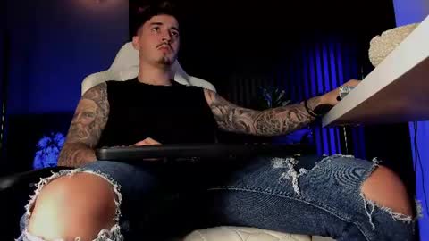 Matt online show from August 6, 7:32 am