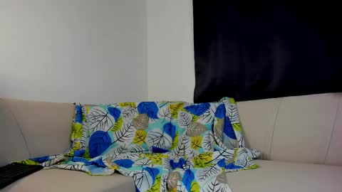 mattdevon7 online show from May 10, 3:33 am