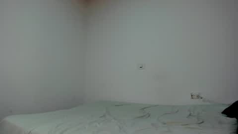 mattdevon7 online show from August 4, 3:21 am