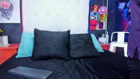 ---Matteo--- online show from October 21, 4:13 am