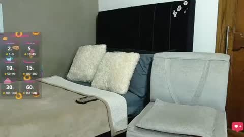 Snapshot of matteo12_ chatting on June 15, 3:53 am ---Matteo--- online show from June 15, 3:53 am